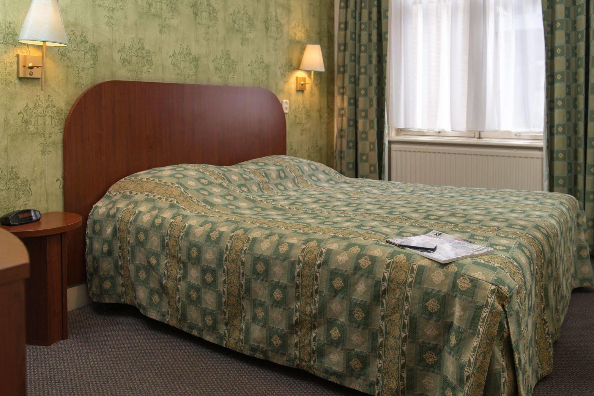 City Hotel Nieuw Minerva Leyde Extérieur photo